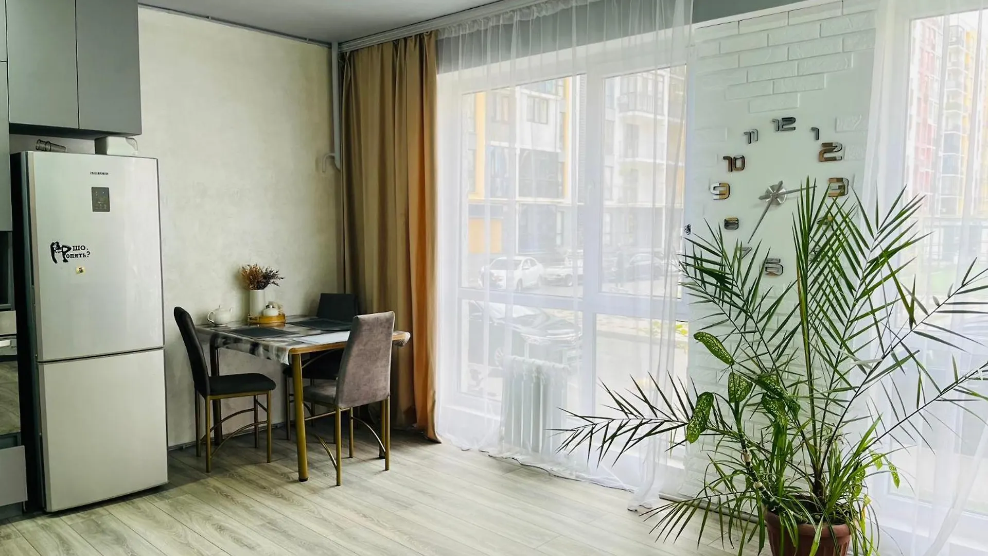 Flat Lägenhet Alma-Ata